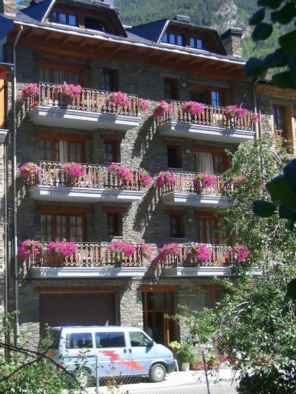 Apartaments Montana Alins Exterior photo